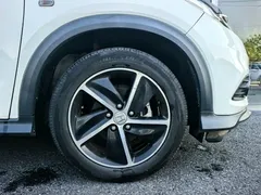 2020 Honda Vezel 1.5L CVT Pioneer, белый — фото 6