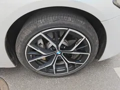 2021 BMW 5 Series 530Li Premium M Sport Package, белый — фото 24