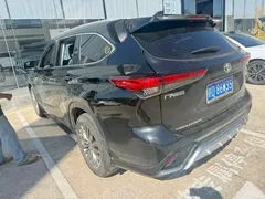 2022 Toyota Highlander 380T 4WD Luxury 7-seat, чёрный — фото 2
