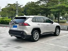 2022 Toyota Wildlander 2.0L CVT 2WD Luxury Plus — фото 4