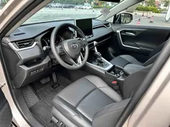 2022 Toyota Wildlander 2.0L CVT 2WD Luxury Plus — фото 10