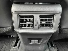 2022 Toyota Wildlander 2.0L CVT 2WD Luxury Plus — фото 12