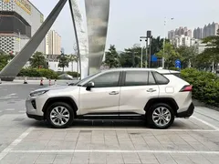 2022 Toyota Wildlander 2.0L CVT 2WD Luxury Plus — фото 24