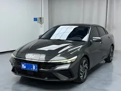 2023 Hyundai Elantra 1.5L CVT LUX Premium — фото 1