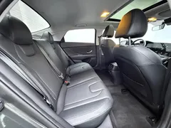 2023 Hyundai Elantra 1.5L CVT LUX Premium — фото 11