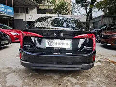 2023 Hongqi E-QM5 EV 620km PLUS, чёрный — фото 15