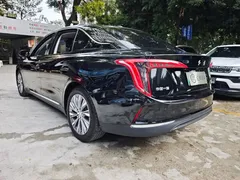 2023 Hongqi E-QM5 EV 620km PLUS, чёрный — фото 18