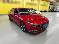 2021 Hyundai Elantra 1.5L CVT LUX Premium — фото 4
