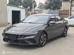 2023 Hyundai Elantra 1.5L CVT LUX Premium — фото 1