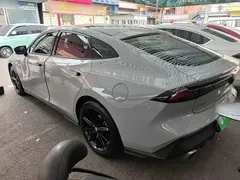 2022 Changan UNI-V 1.5T Premium — фото 5