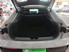 2022 Changan UNI-V 1.5T Premium — фото 19