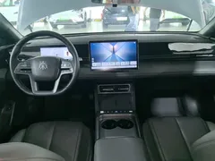 2025 BYD Qin L EV 470km Leading — фото 10