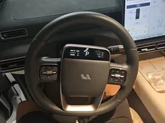 2025 Li Auto MEGA Home, белый — фото 11