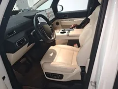 2025 Li Auto MEGA Home, белый — фото 15
