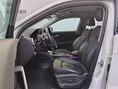 2022 Audi Q2L 35 TFSI Fashion Sport, белый — фото 10