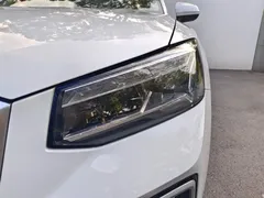 2022 Audi Q2L 35 TFSI Fashion Sport, белый — фото 16