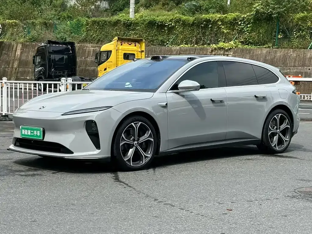 2023 Nio ET5T 75kWh Touring
