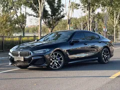 2021 BMW 8 Series 840i xDrive Gran Coupe M Sport Package, чёрный — фото 1