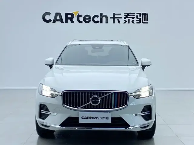 2022 Volvo XC60 4WD Zhiyi Luxury