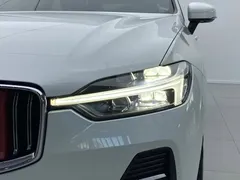 2022 Volvo XC60 4WD Zhiyi Luxury, белый — фото 6