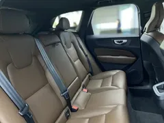 2022 Volvo XC60 4WD Zhiyi Luxury, белый — фото 18