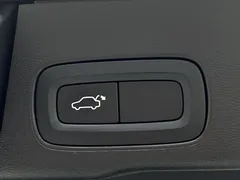 2022 Volvo XC60 4WD Zhiyi Luxury, белый — фото 20