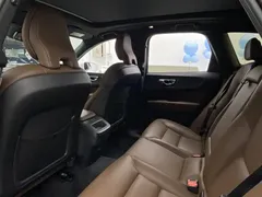 2022 Volvo XC60 4WD Zhiyi Luxury, белый — фото 28