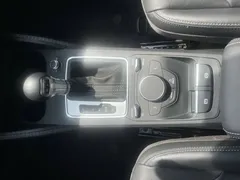 2022 Audi Q2L 35 TFSI Entry — фото 13