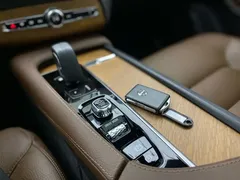 2021 Volvo XC90 7-seat, чёрный — фото 11