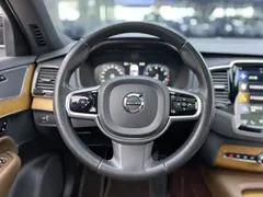 2021 Volvo XC90 7-seat, чёрный — фото 15