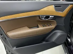 2021 Volvo XC90 7-seat, чёрный — фото 17