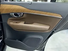 2021 Volvo XC90 7-seat, чёрный — фото 34