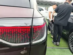 2025 Aito M9 EV Max 100kWh 6-seat 192-line LiDAR — фото 8