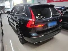 2021 Volvo XC60 4WD Luxury, синий — фото 5