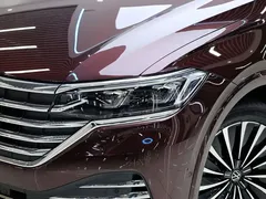 2022 Volkswagen Viloran 380TSI Premium — фото 9
