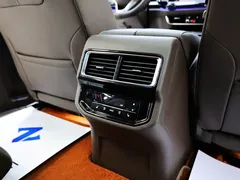 2022 Volkswagen Viloran 380TSI Premium — фото 31
