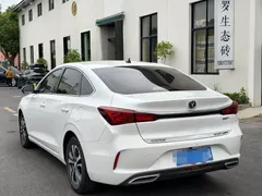 2021 Changan Eado PLUS Blue Whale NE 1.4T GDI DCT Premium, белый — фото 7