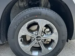 2023 Kia Seltos 1.5L CVT Comfort, белый — фото 19