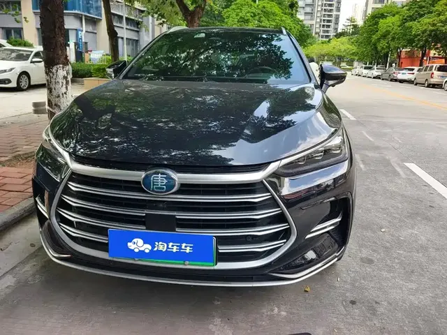 2023 BYD Tang DM-i PHEV Champion 112km Premium