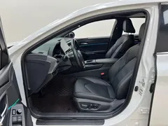 2022 Toyota Avalon Hybrid 2.5L Luxury, белый — фото 7
