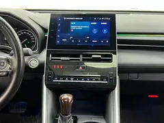 2022 Toyota Avalon Hybrid 2.5L Luxury, белый — фото 15