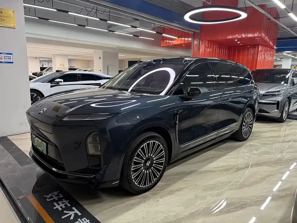 2026 Nio ES8 6-seat Executive Luxury
