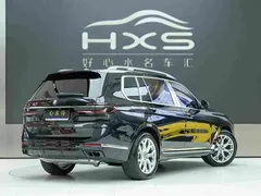2023 BMW X7 xDrive40i Luxury Package, чёрный — фото 4