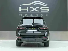 2023 BMW X7 xDrive40i Luxury Package, чёрный — фото 5
