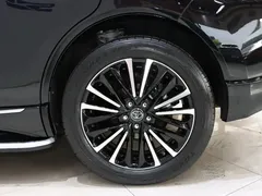 2023 Toyota Venza 2.0L CVT 2WD Premium, чёрный — фото 20