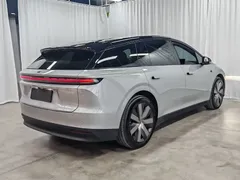 2025 Li Auto i6 4WD Standard — фото 6