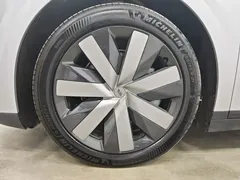 2025 Li Auto i6 4WD Standard — фото 14
