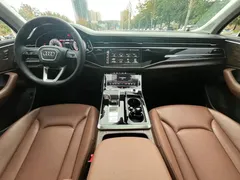 2021 Audi Q7 55 TFSI quattro S line Sport, чёрный — фото 8