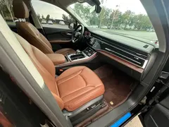 2021 Audi Q7 55 TFSI quattro S line Sport, чёрный — фото 11