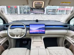 2026 Nio ES8 6-seat Executive Luxury, чёрный — фото 8